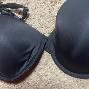 36DD Black Victoria’s Secret tshirt bra